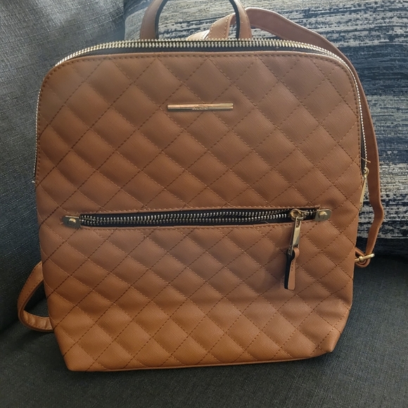 Aldo backpack lite brown with adjustable straps great travel bag gently used